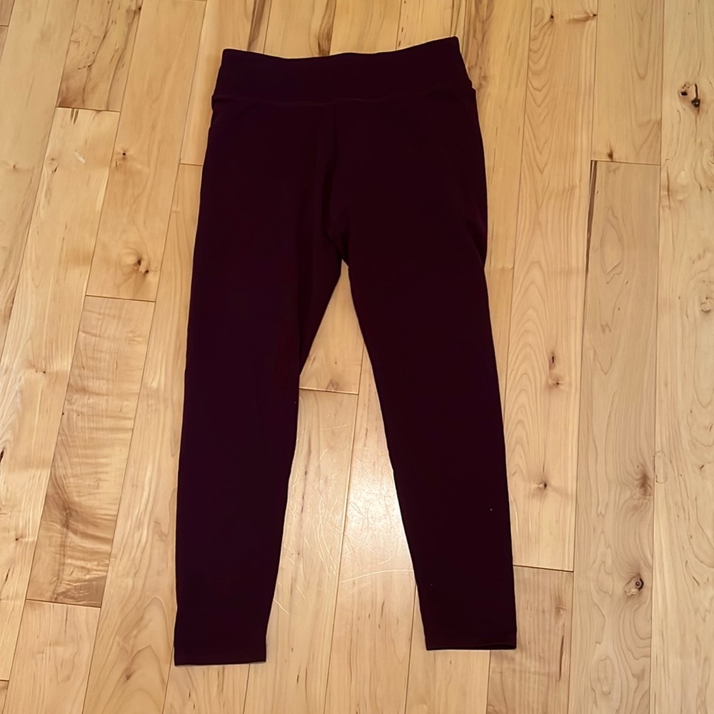 Maroon Aerie leggings